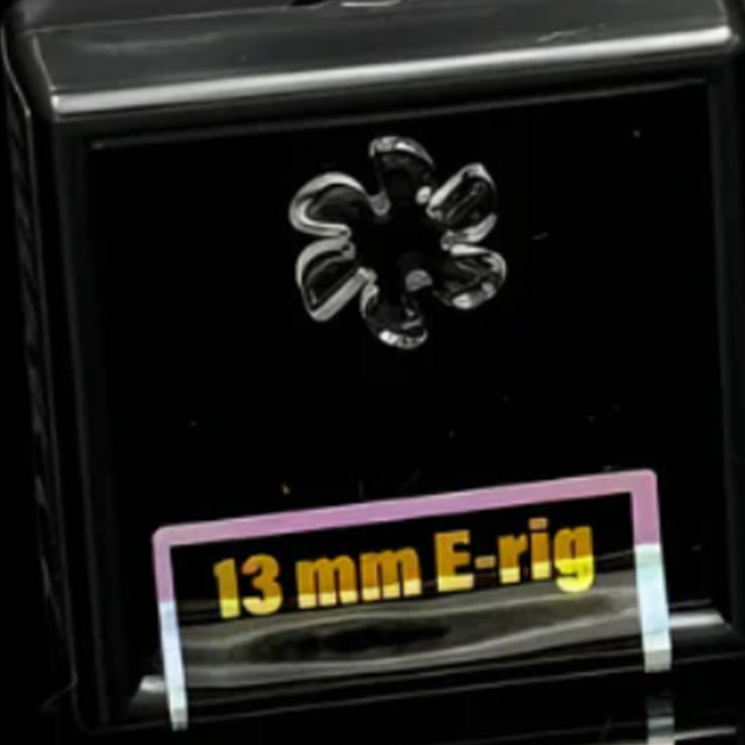 Black Market Glass Quartz Flakes