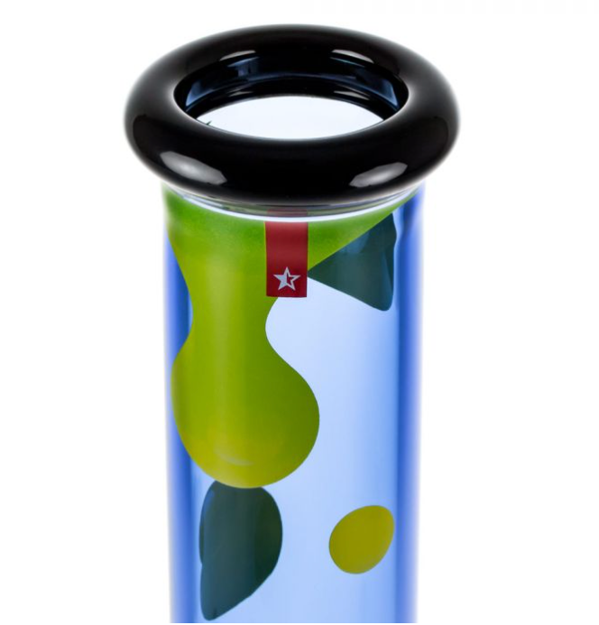 Famous Brandz Bong Privilege