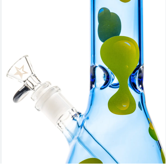 Famous Brandz Bong Privilege