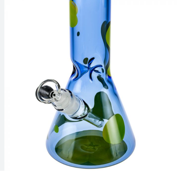 Famous Brandz Bong Privilege